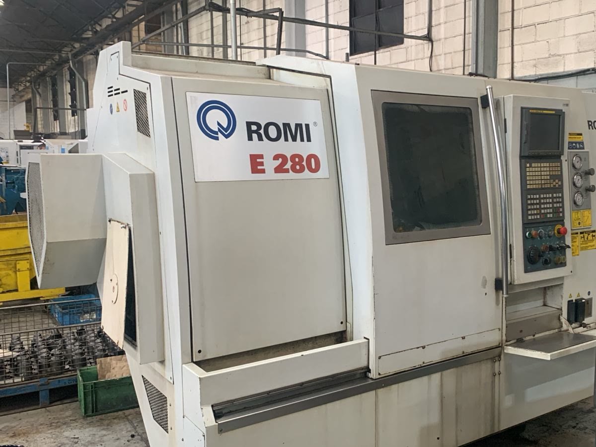 ROMI E 280 - torno CNC disponível para venda e locação
